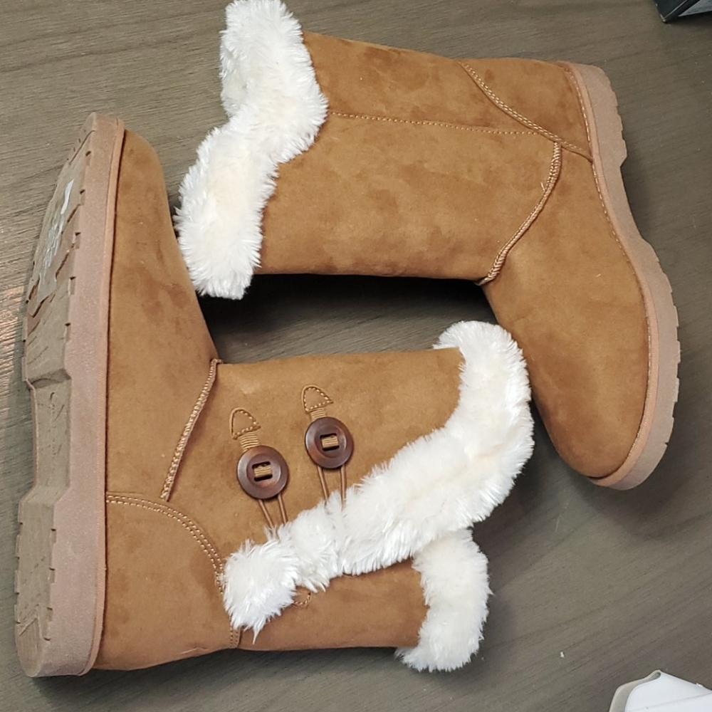Magellan  outdoors boot